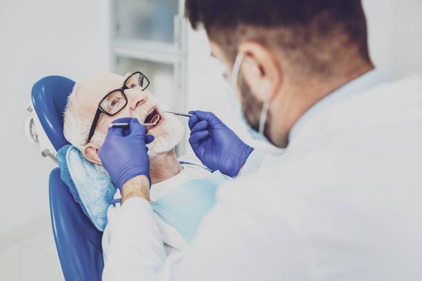 Best Emergency Root Canal Treatment in Siesta Shores, TX